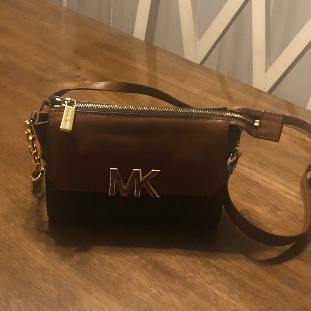 Michael Kors purse